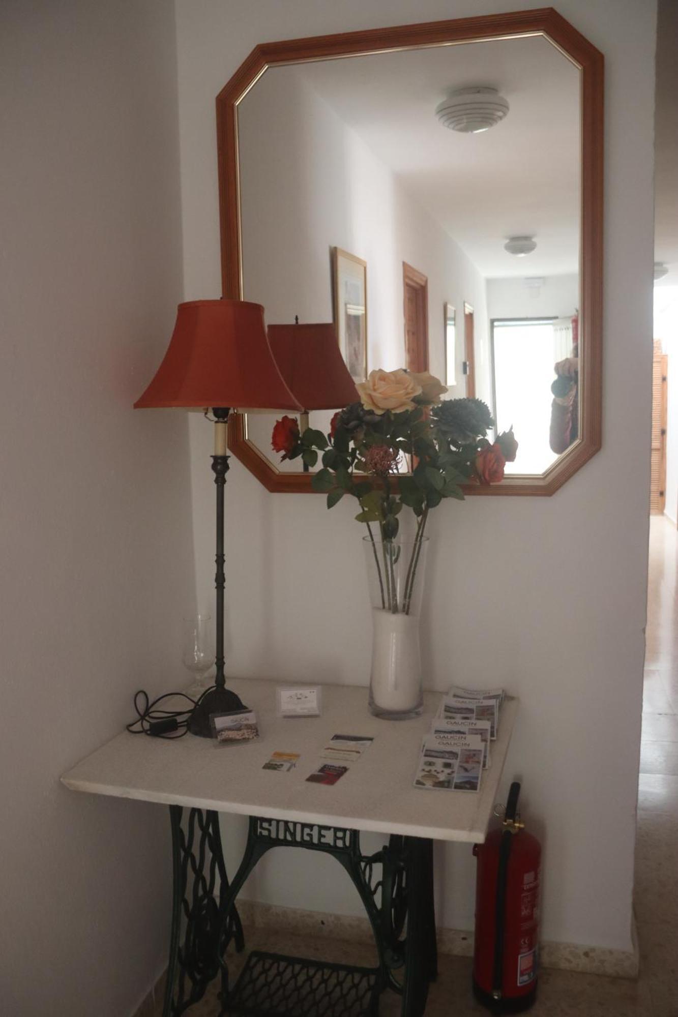 Hostal Moncada Gaucín Esterno foto